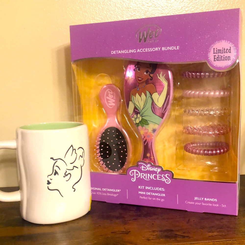Princess And The Frog Rae Dunn Mug & Wet Brush Bundle